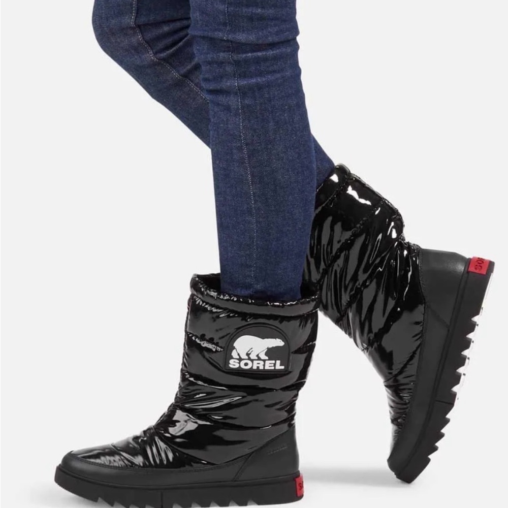 Sorel Black Patent Puffer Winter Boots